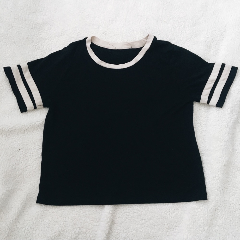 FOREVER 21 CROPPED SHIRT